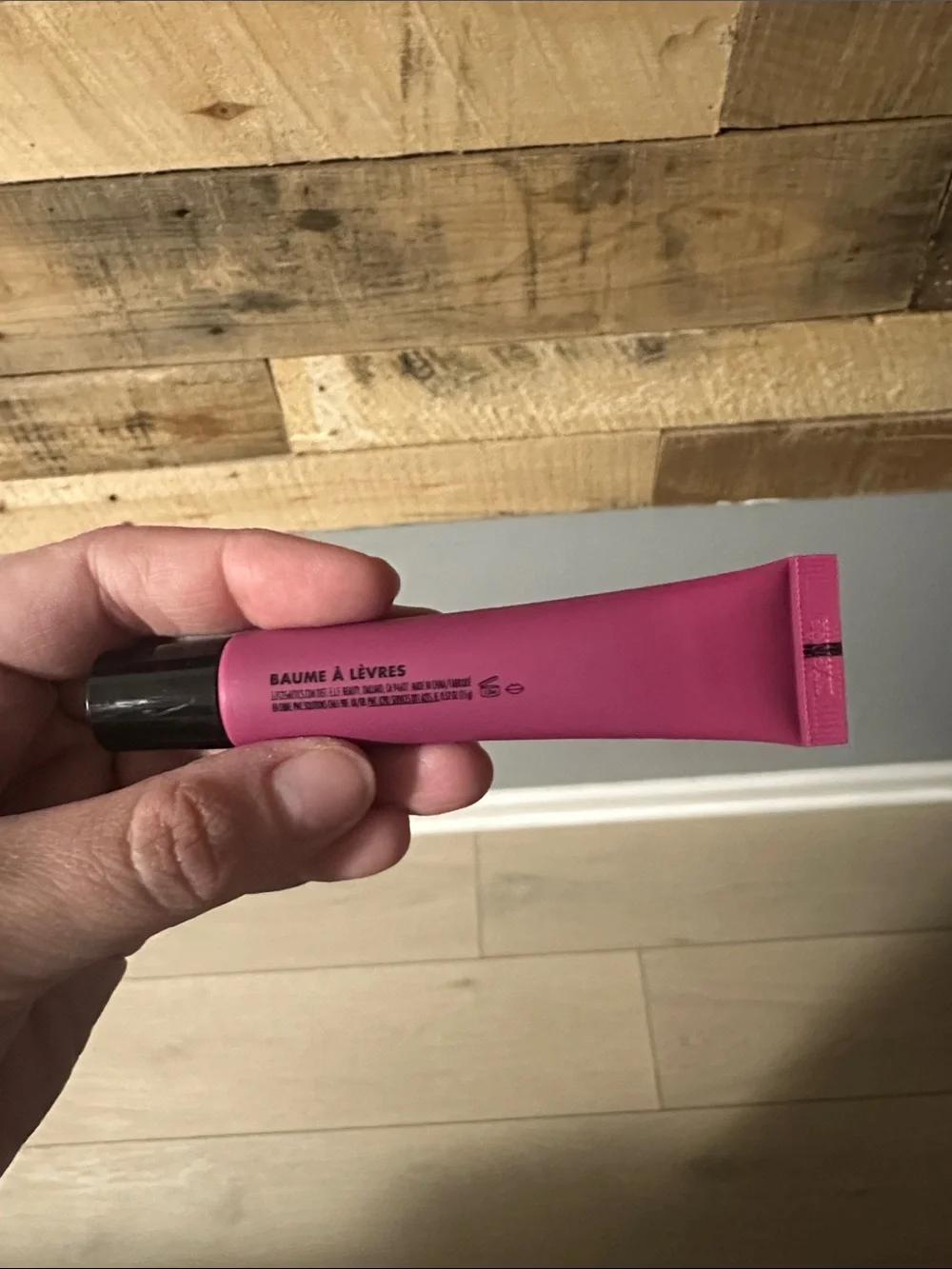ELF Glow Reviver Melting Lip Balm - Bright Pink Yummy Gummy